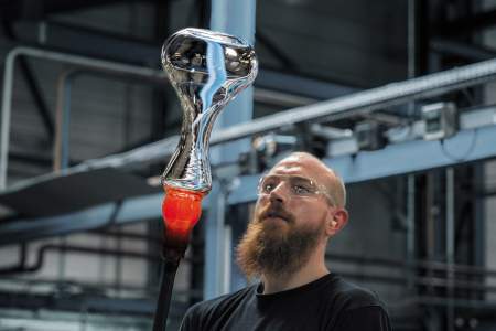 manufacture lalique verre chaud artisans cristal