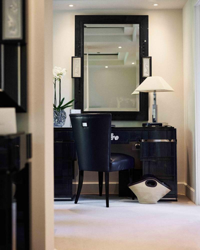 suite dragon villa rené lalique
