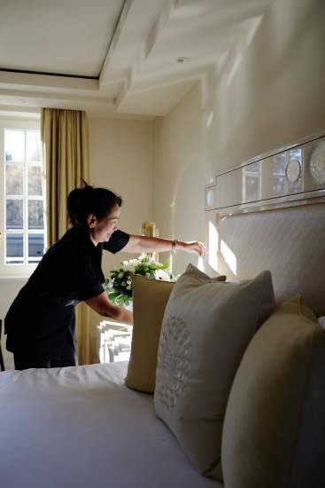 Villa René Lalique Noel 2024 Décoration Alsace Relais et Châteaux