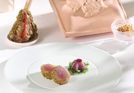 Villa René Lalique Menu de Pâques Paul Stradner Alsace Hotel Relais et Châteaux