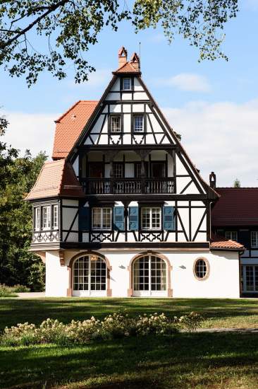 Villa René Lalique Noel 2024 Décoration Alsace Relais et Châteaux